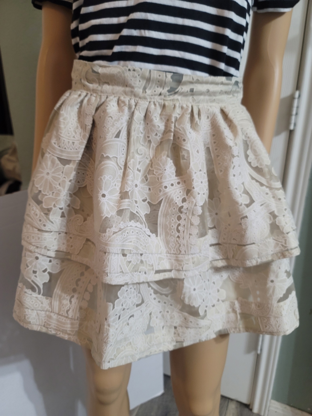 PrettyLittleThing Cream Lace Tiered Skater Skirt